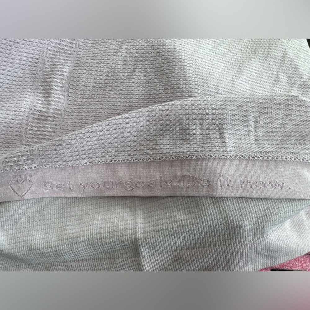 Lululemon Swiftly Tech Racerback 8 - Picture 12 of 12
